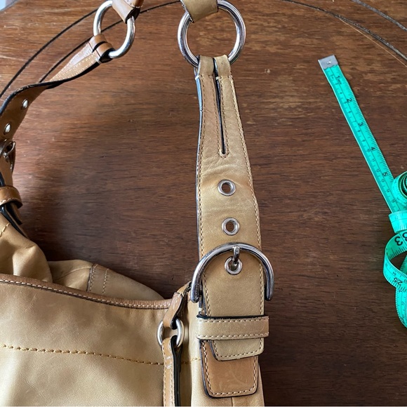 Vintage Coach Tan Hobo Purse Handbag - Picture 13 of 14